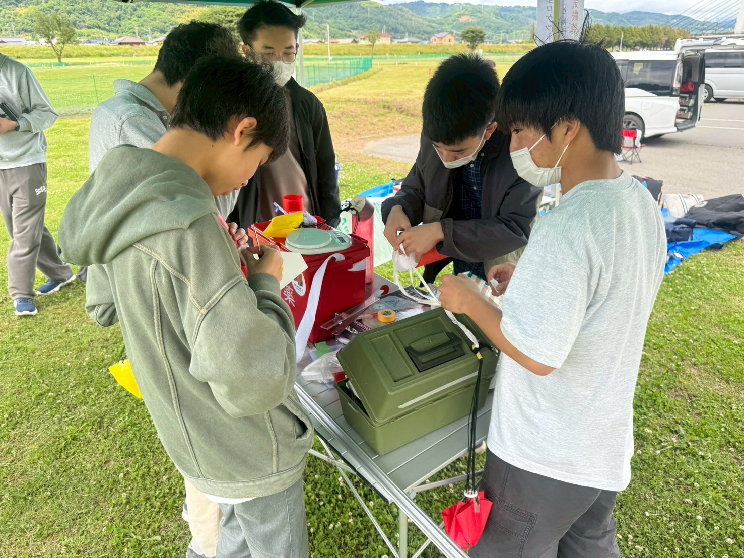顔が映っているため使用不可